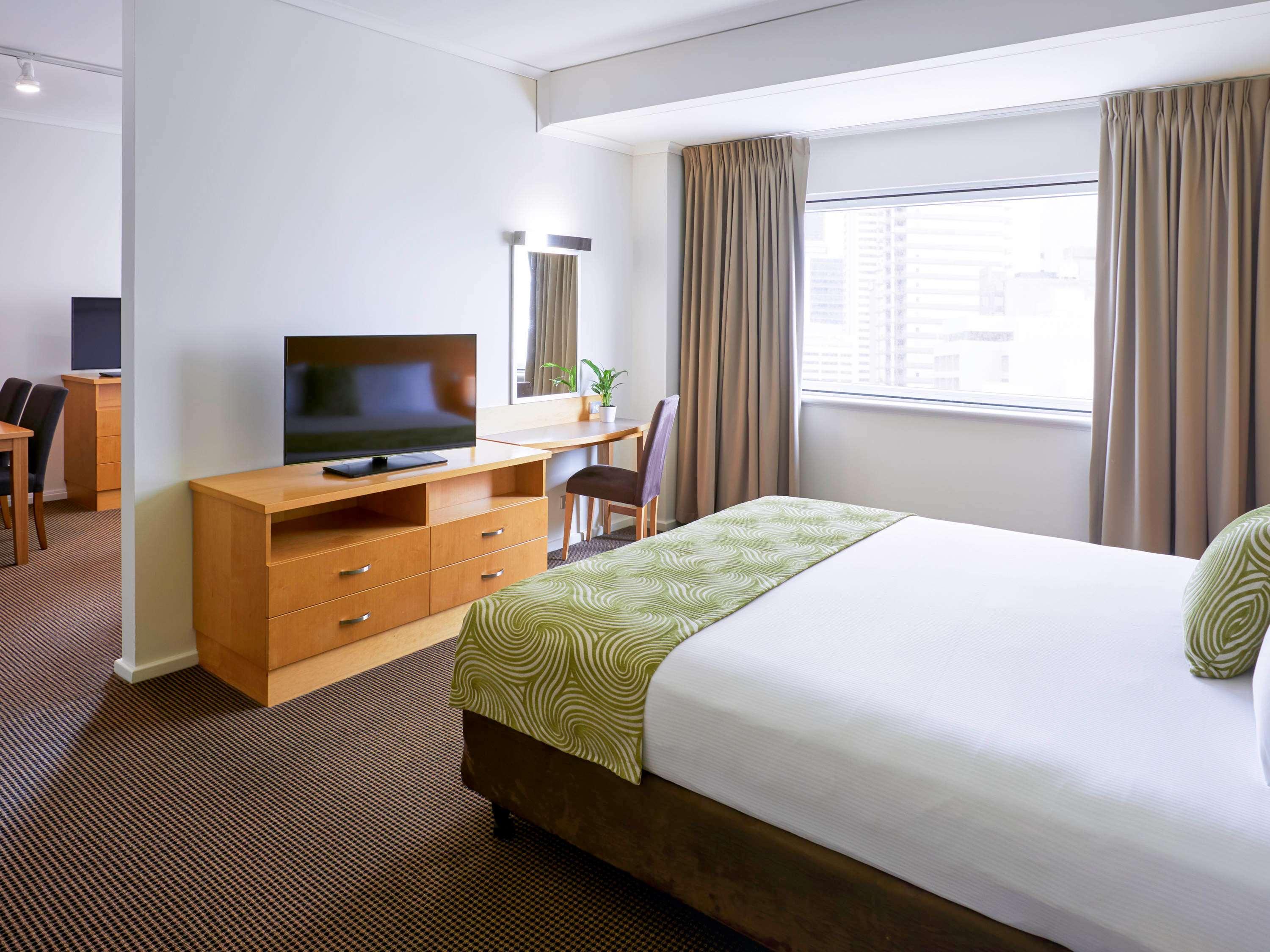 Novotel Perth Langley Exterior foto