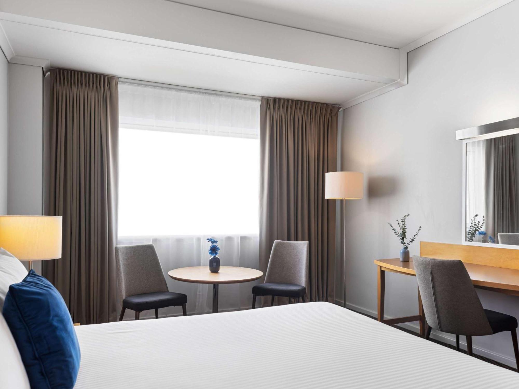 Novotel Perth Langley Exterior foto