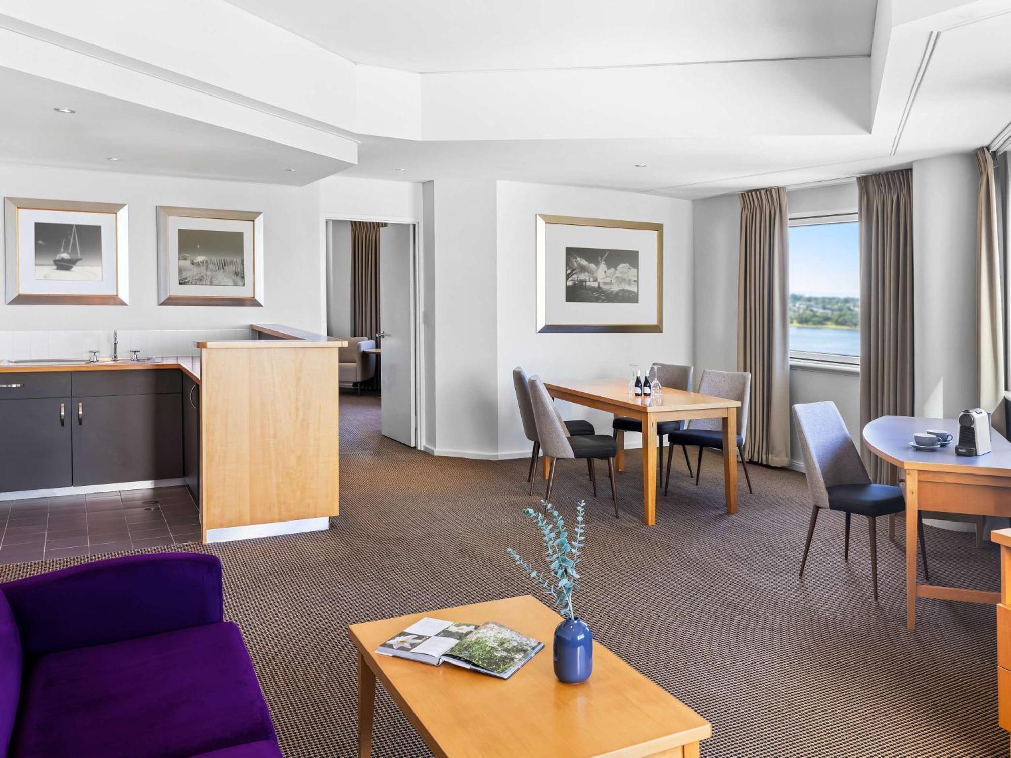 Novotel Perth Langley Exterior foto